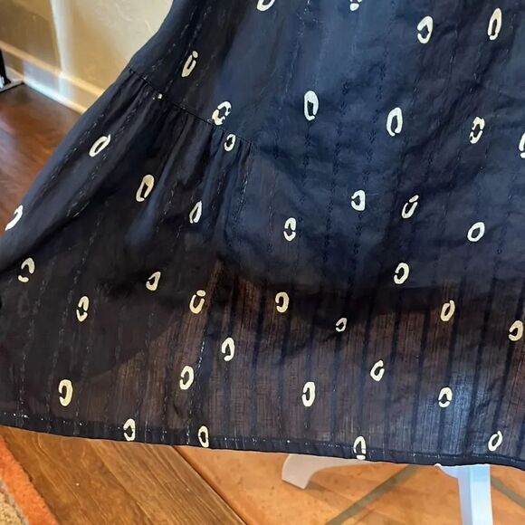 WRAP  London Black and Cream Ballion Sleeve Deep-V Cotton Midi Dress, 6! - Picture 5 of 11